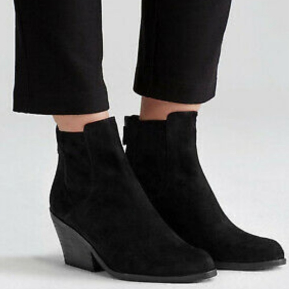 EILEEN FISHER Black Suede Leather Wedge Ankle Boots 37.5